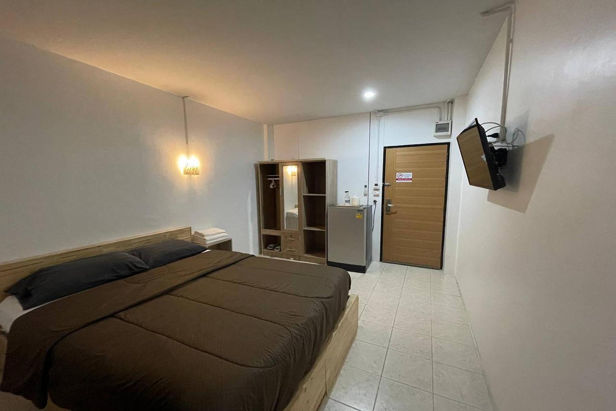 Racha Caftel - 7 House - รชาคาฟเทล Aparthotel Chiang Mai Exterior foto