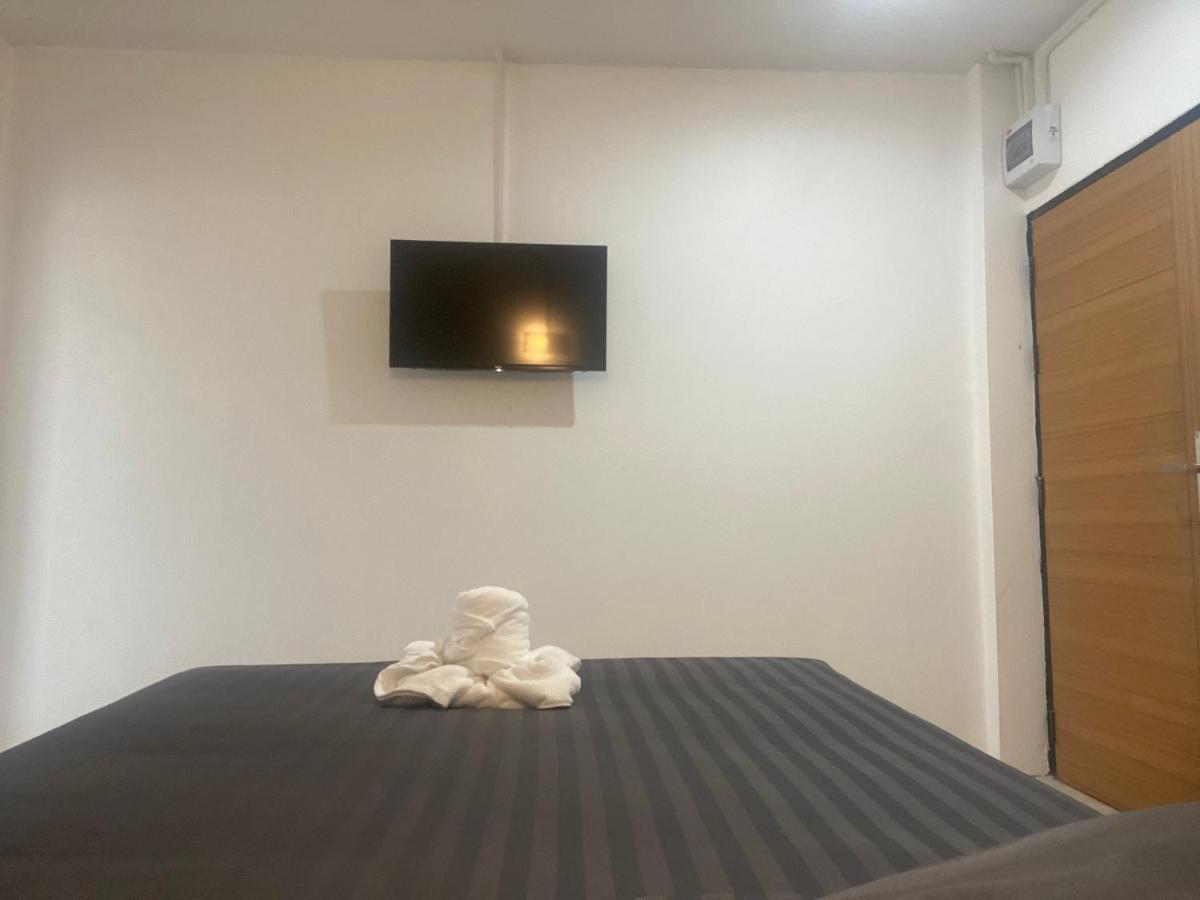 Racha Caftel - 7 House - รชาคาฟเทล Aparthotel Chiang Mai Exterior foto
